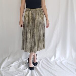 Vintage Gold Pleated Midi Skirt